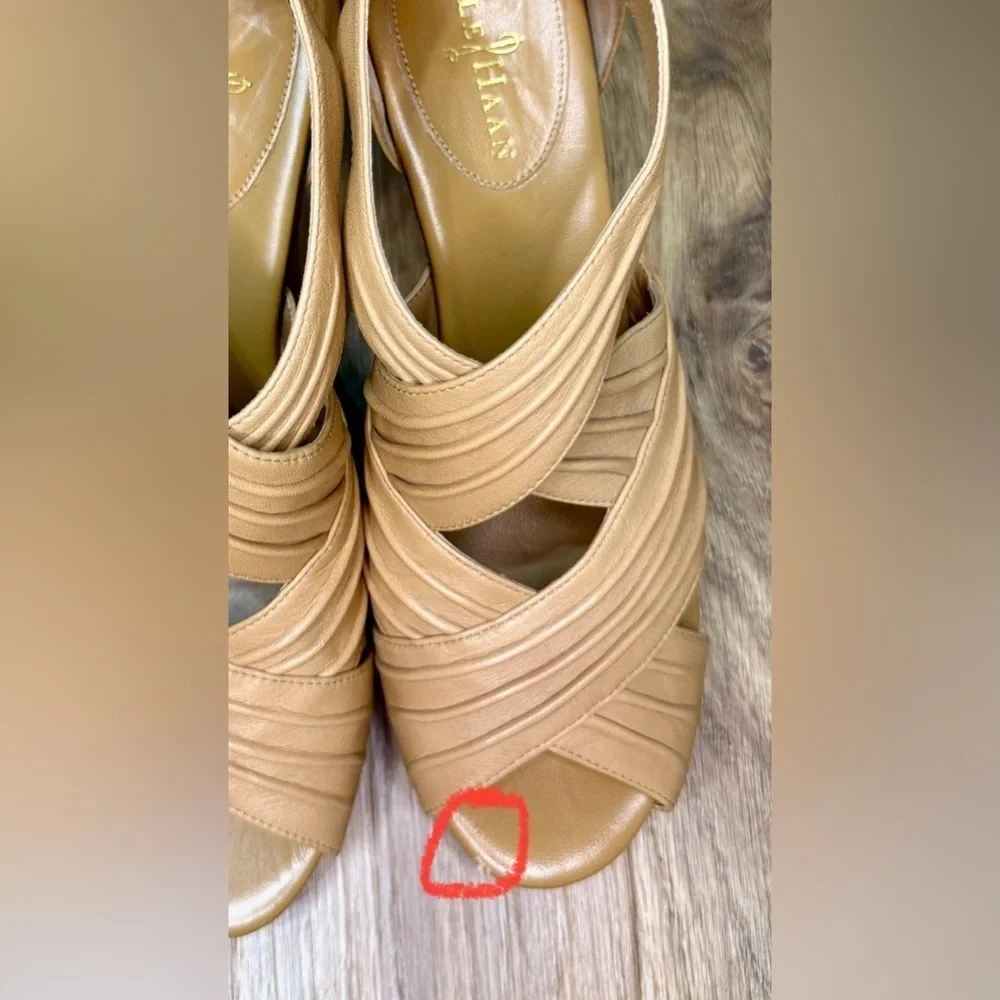 Cole Haan Women’s 8.5 M Tan Brown Leather Platform Wood Wedge Heel Sandals - EUC